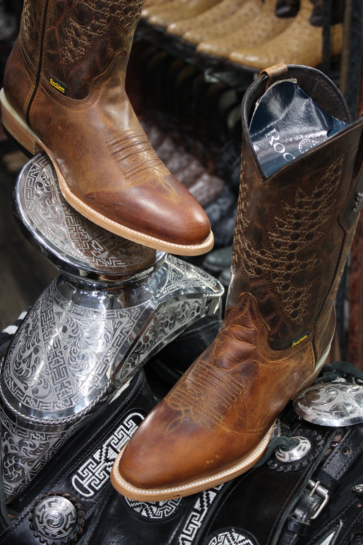 Palmitas Round Toe Cowboy Boot - Honey