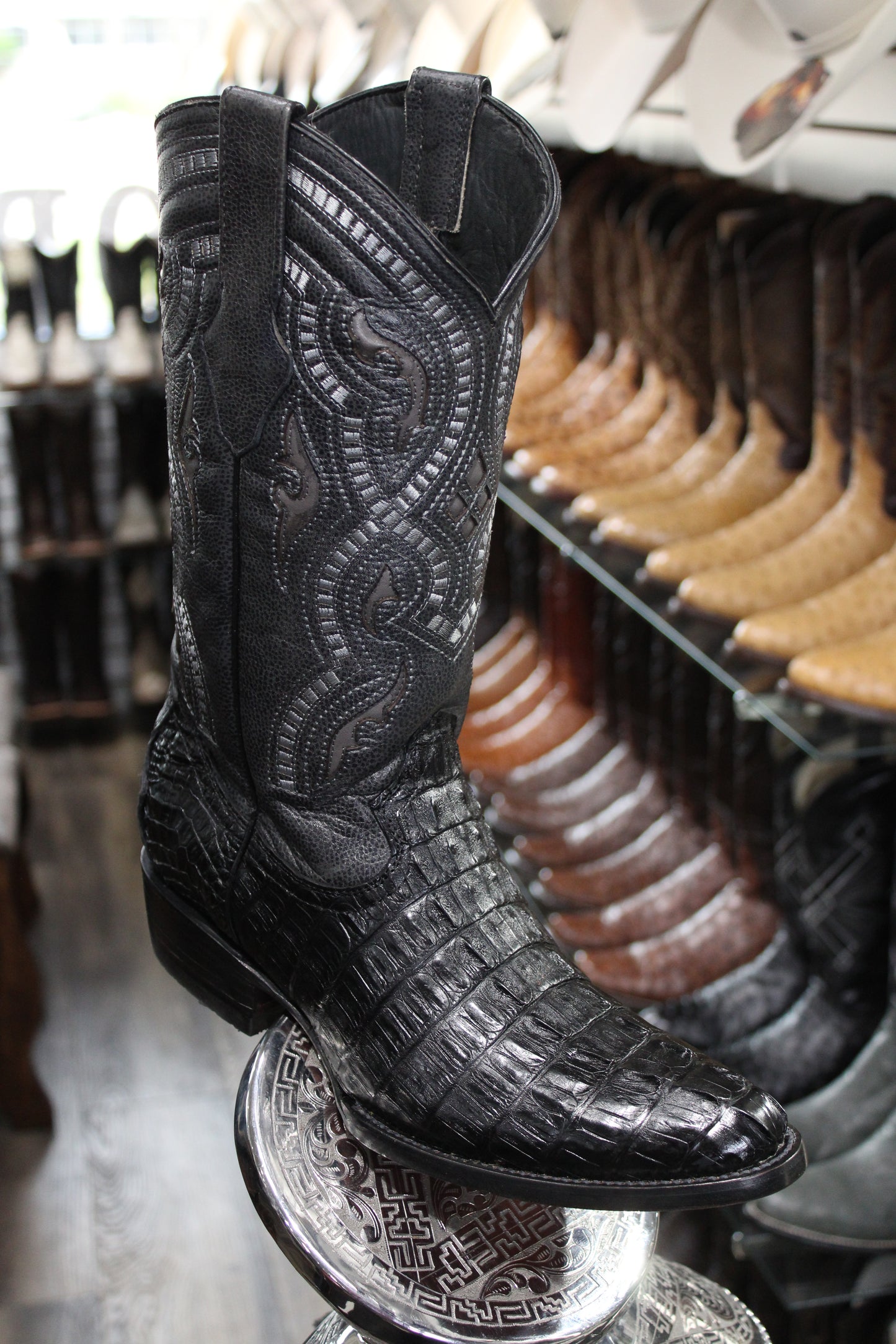 Excotic Caiman Tail Round Toe - Black