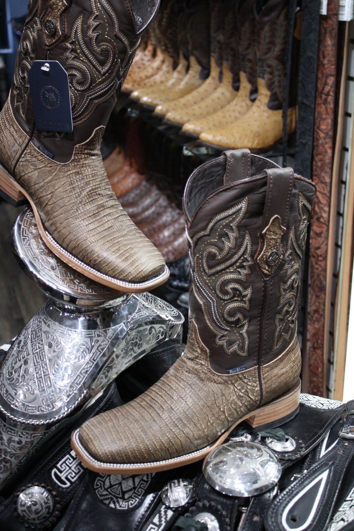 Lizard Square Toe Cowboy Boot - Miel Rustico