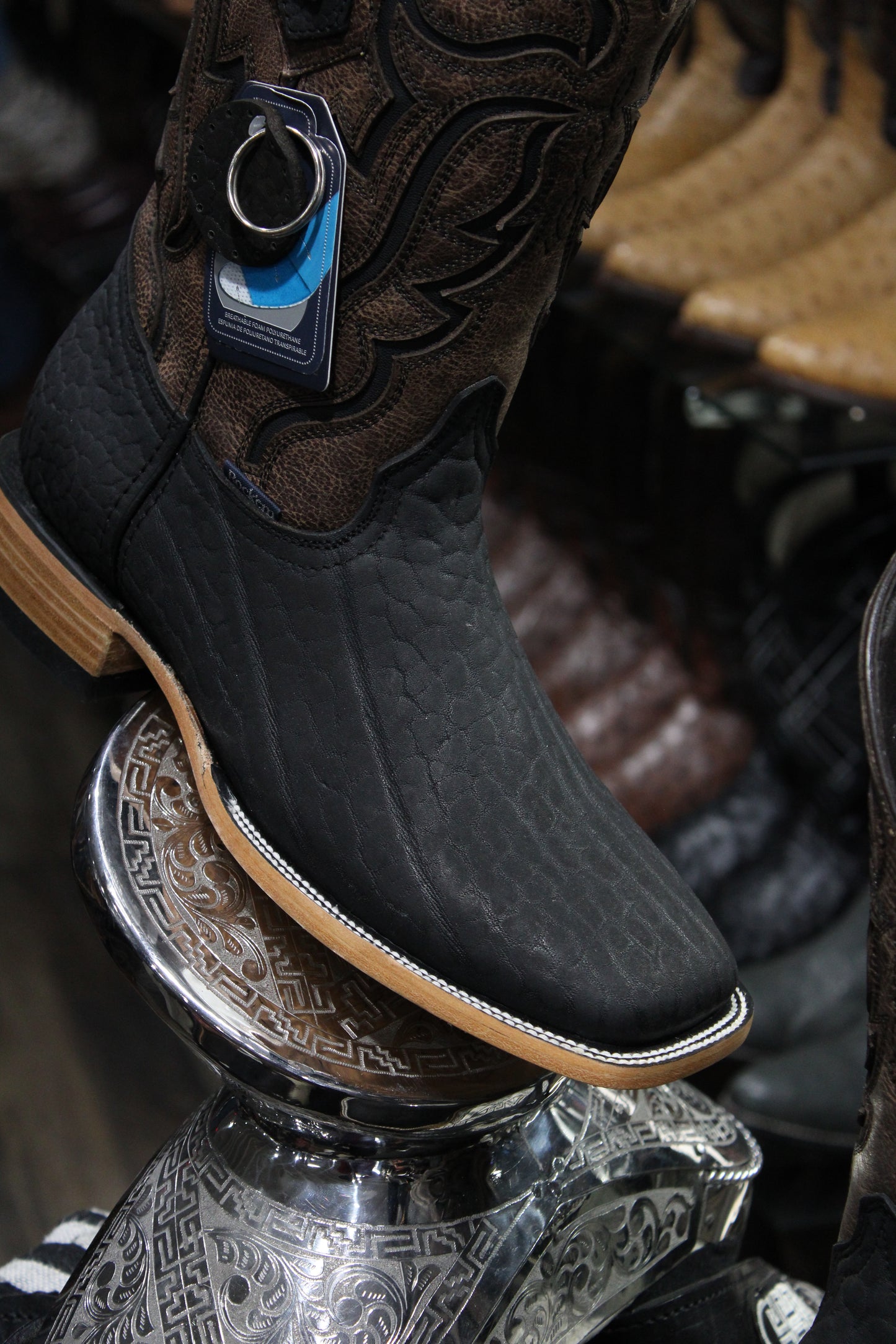 Cuello De Toro Square Toe Cowboy Boot - Negro