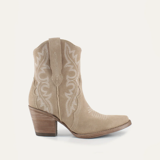 BROOKE BEIGE