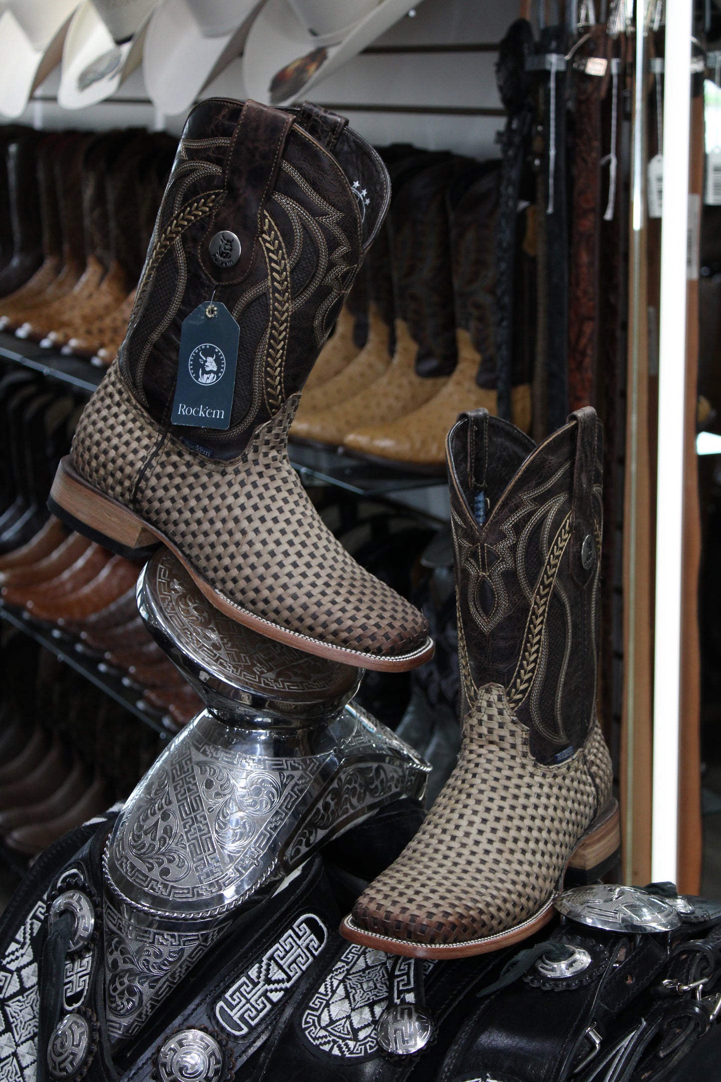 Tejido Tabaco Choco Acabado Natural Square Toe Cowboy Boot