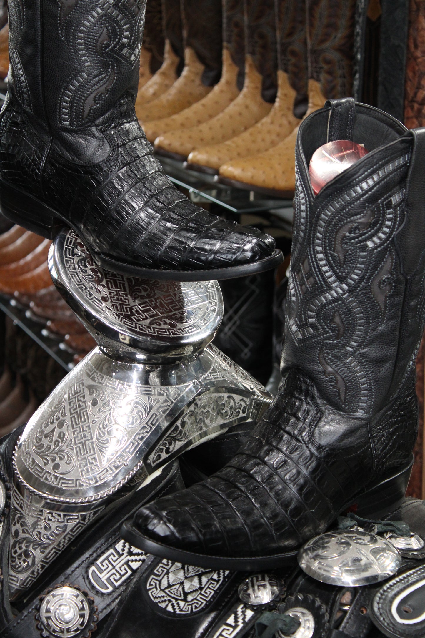 Excotic Caiman Tail Round Toe - Black