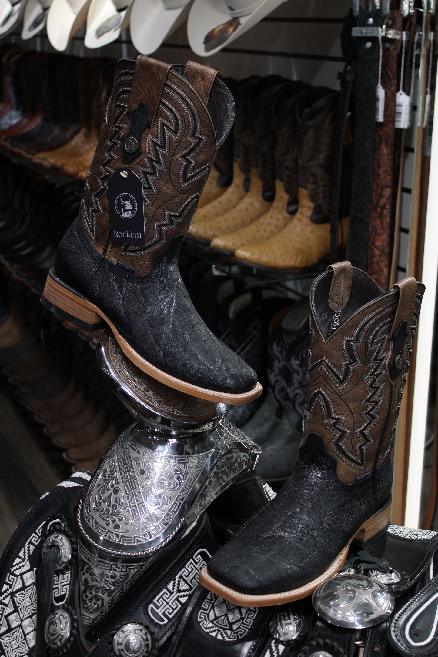 Elephant Square Toe Cowboy Boot - Negro