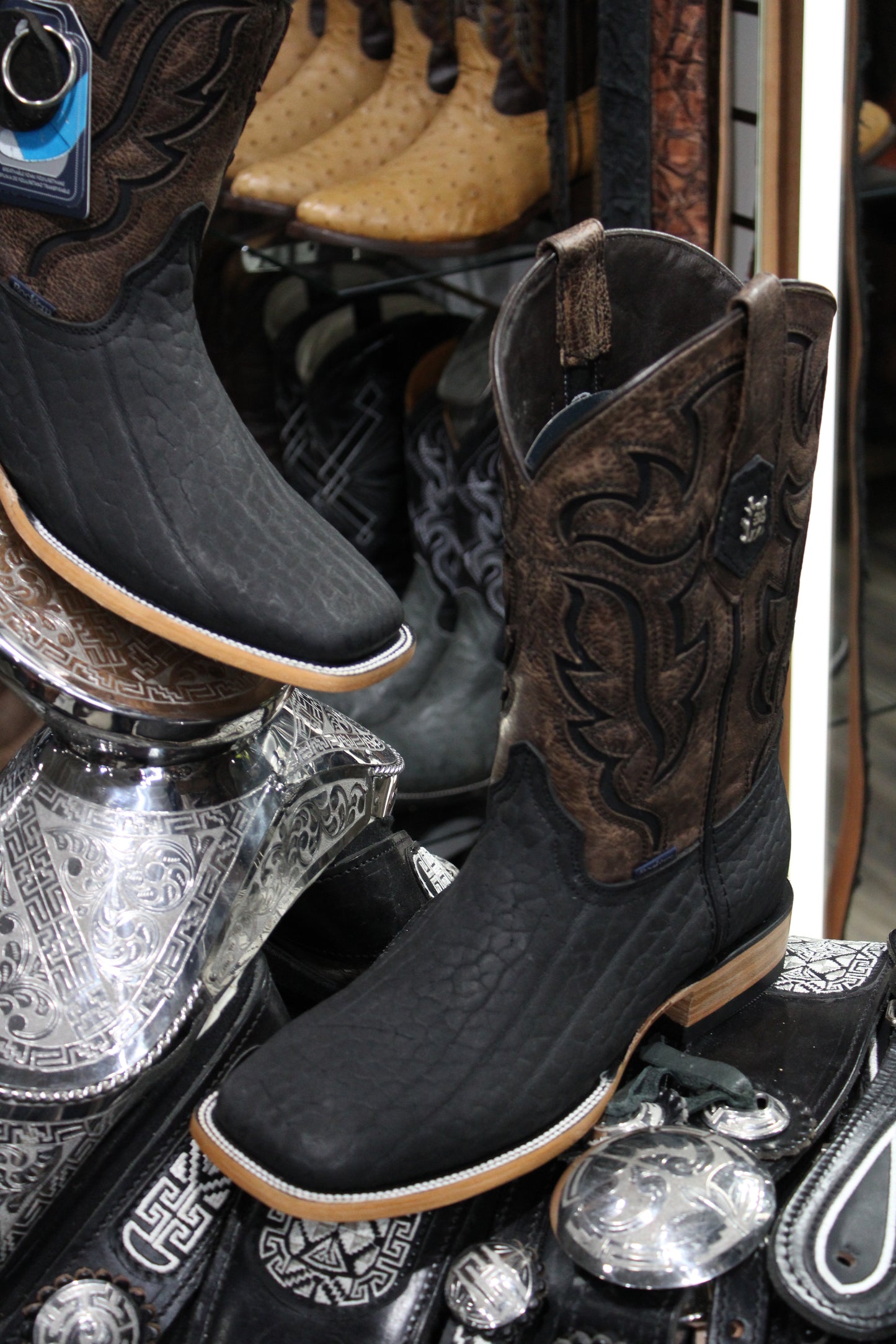 Cuello De Toro Square Toe Cowboy Boot - Negro