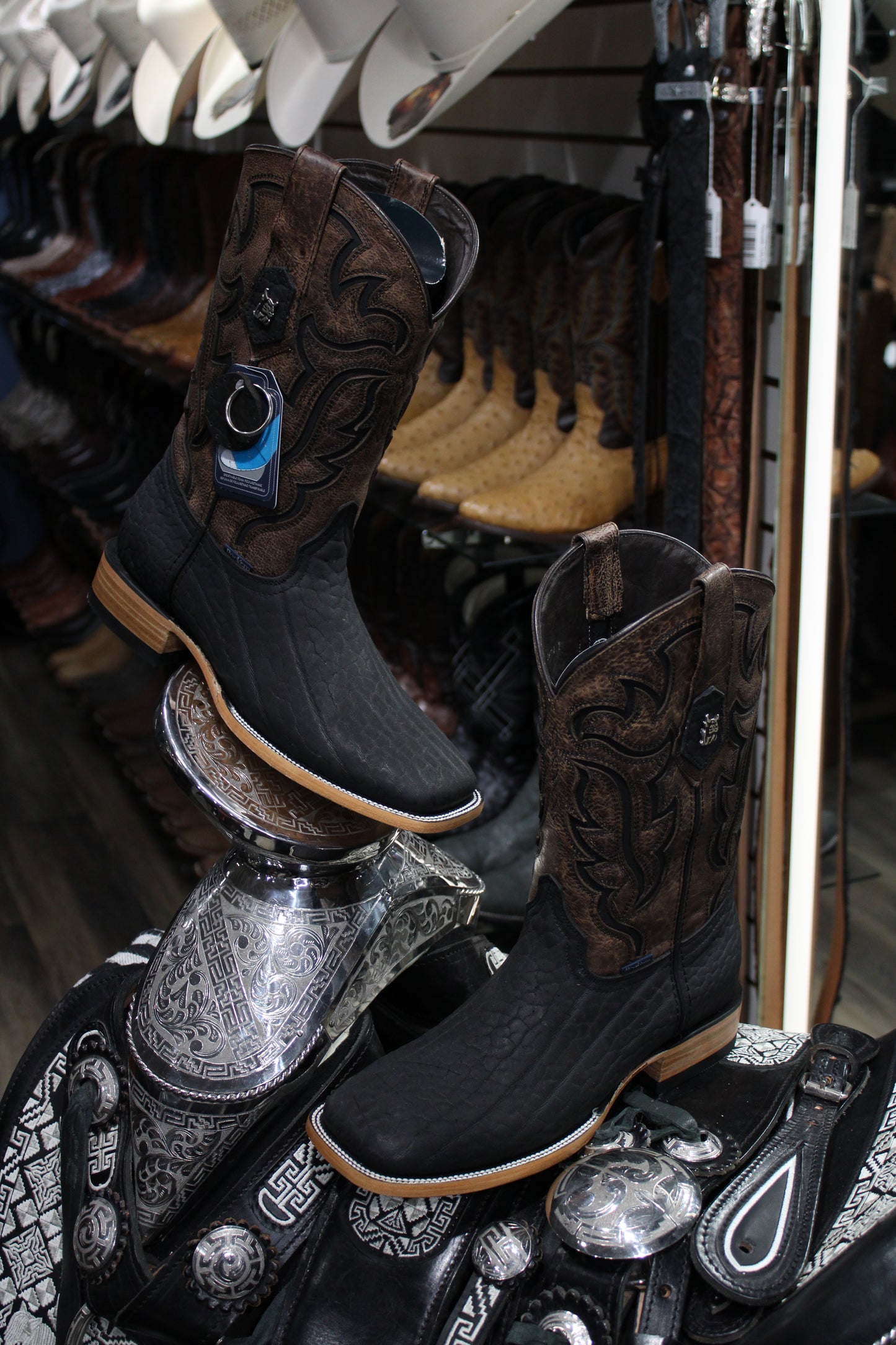 Cuello De Toro Square Toe Cowboy Boot - Negro