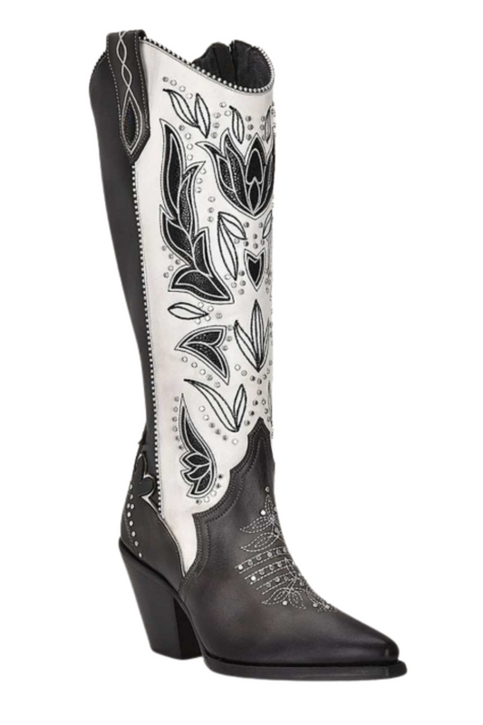 Oxford-Style Western Cowgirl Boots